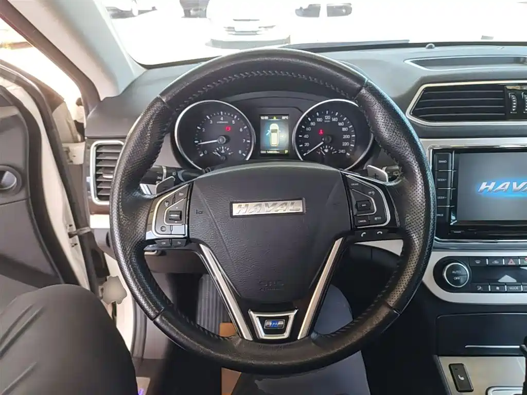 Haval H6 Coupe 2016 — фото 11