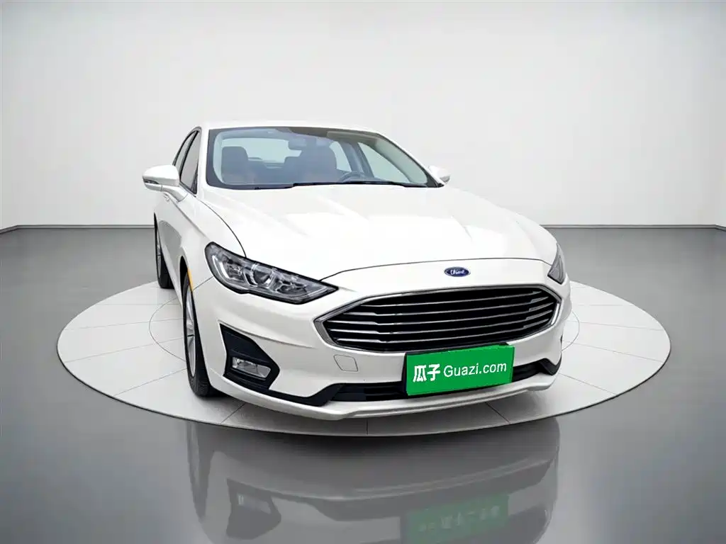 Ford Mondeo 2021 — фото 3