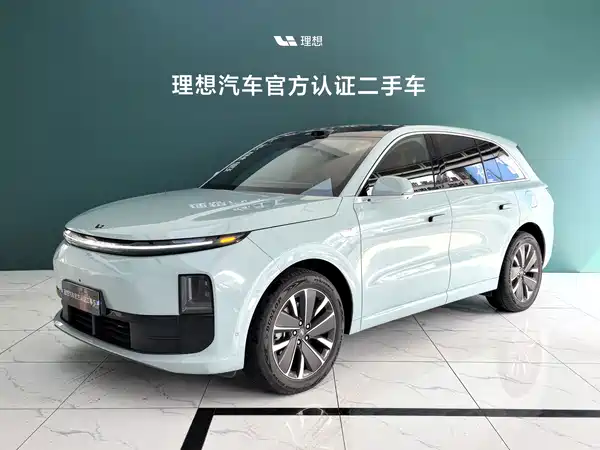 Li Auto L6 2025