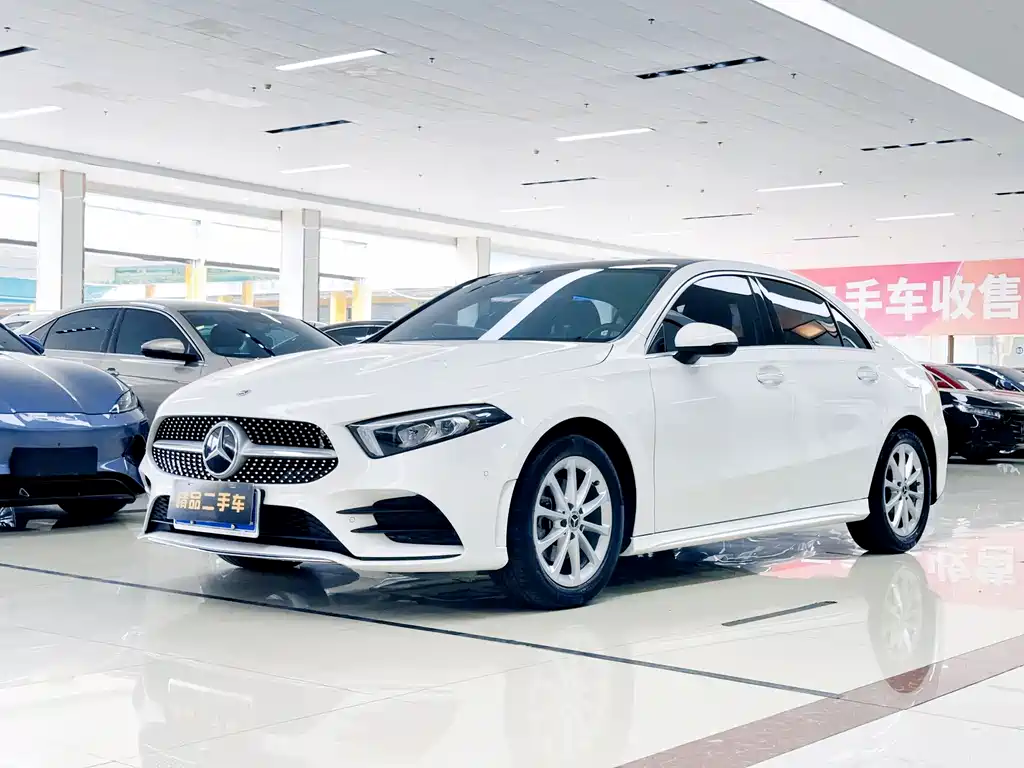 Mercedes-Benz A-Class 2021 — фото 1