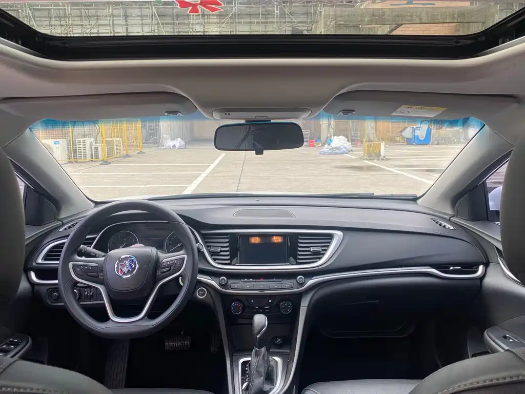 Buick Excelle 2023 — фото 10