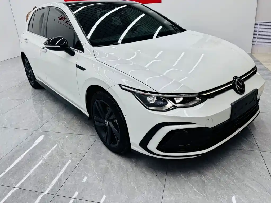 Volkswagen Golf 2022