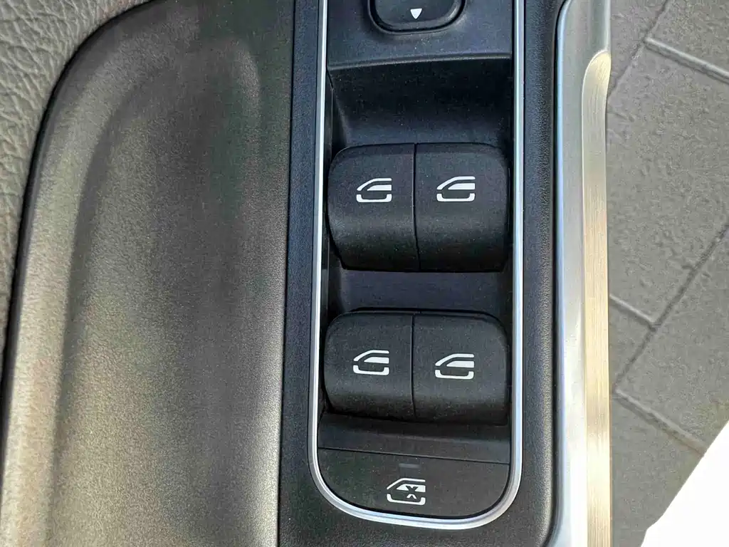 Mercedes-Benz GLB 2022 — фото 10