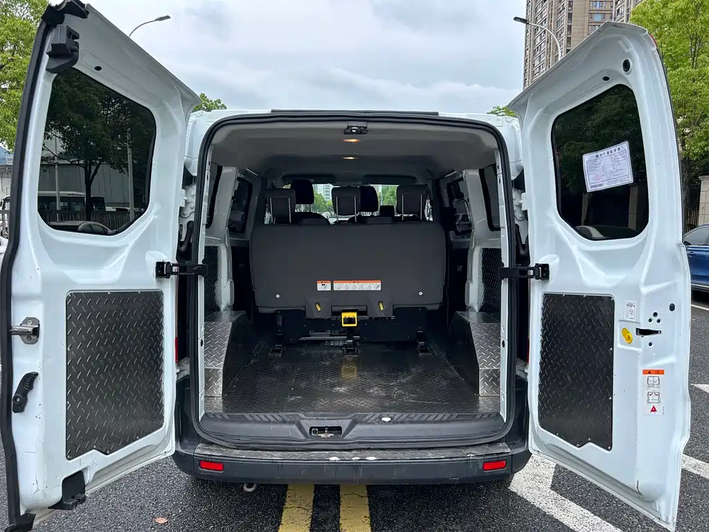 Ford Transit 2021 — фото 15