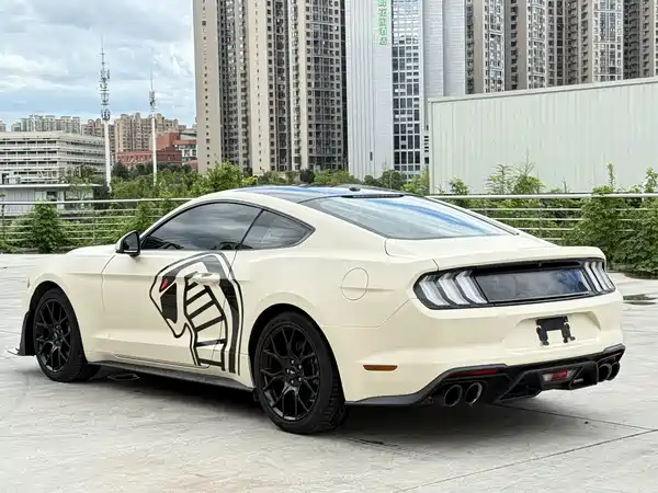 Ford Mustang 2019