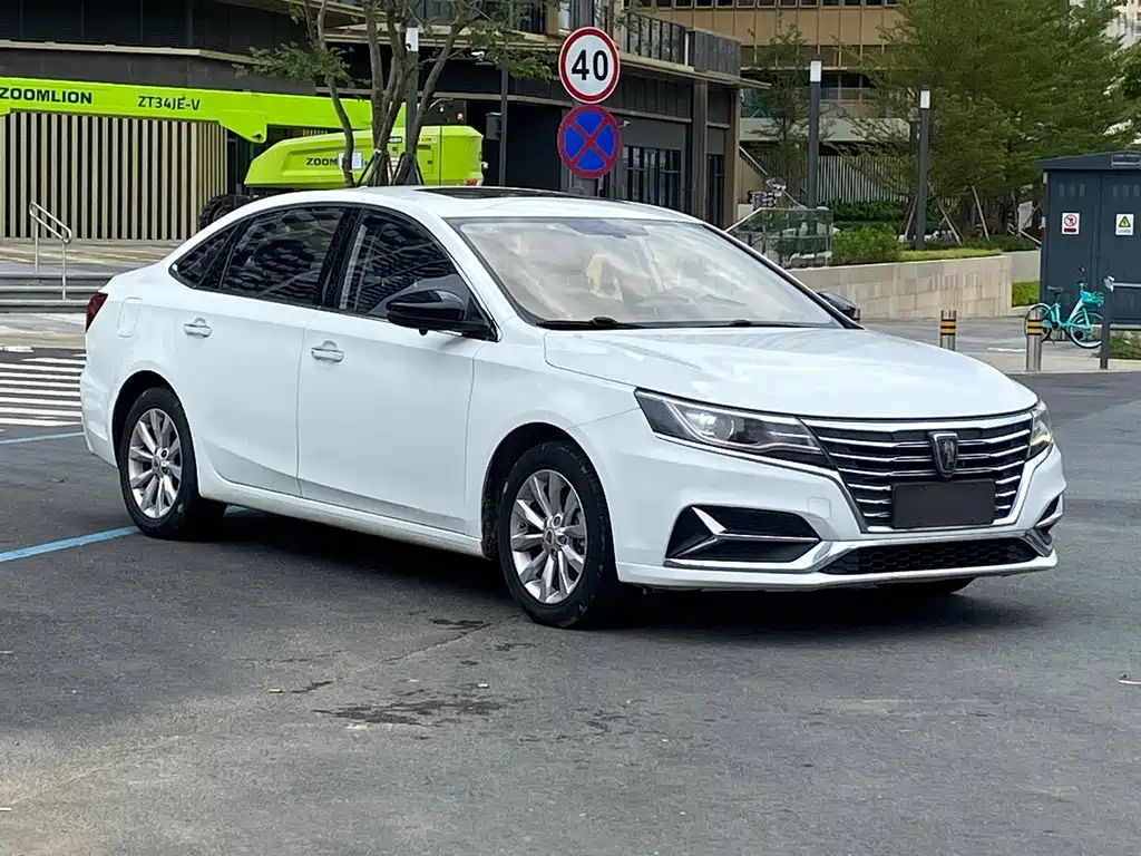 Roewe i6 New Energy 2018 — фото 3