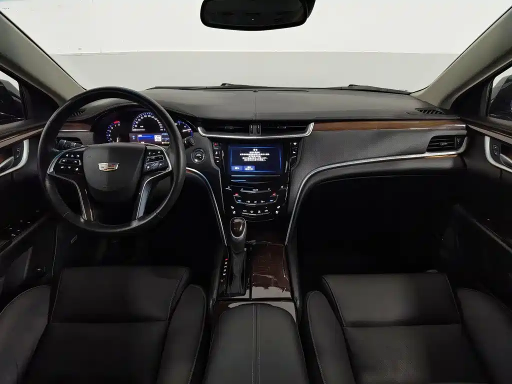 Cadillac XTS 2016 — фото 5
