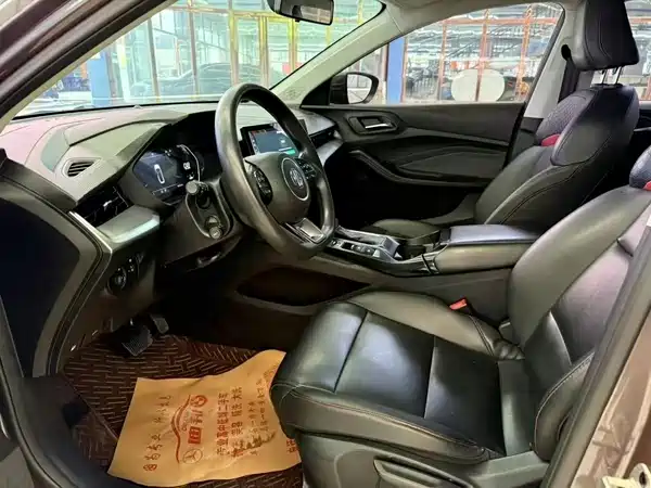 MG5 2022
