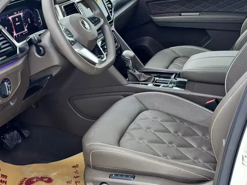 Volkswagen Viloran 2020 — фото 8