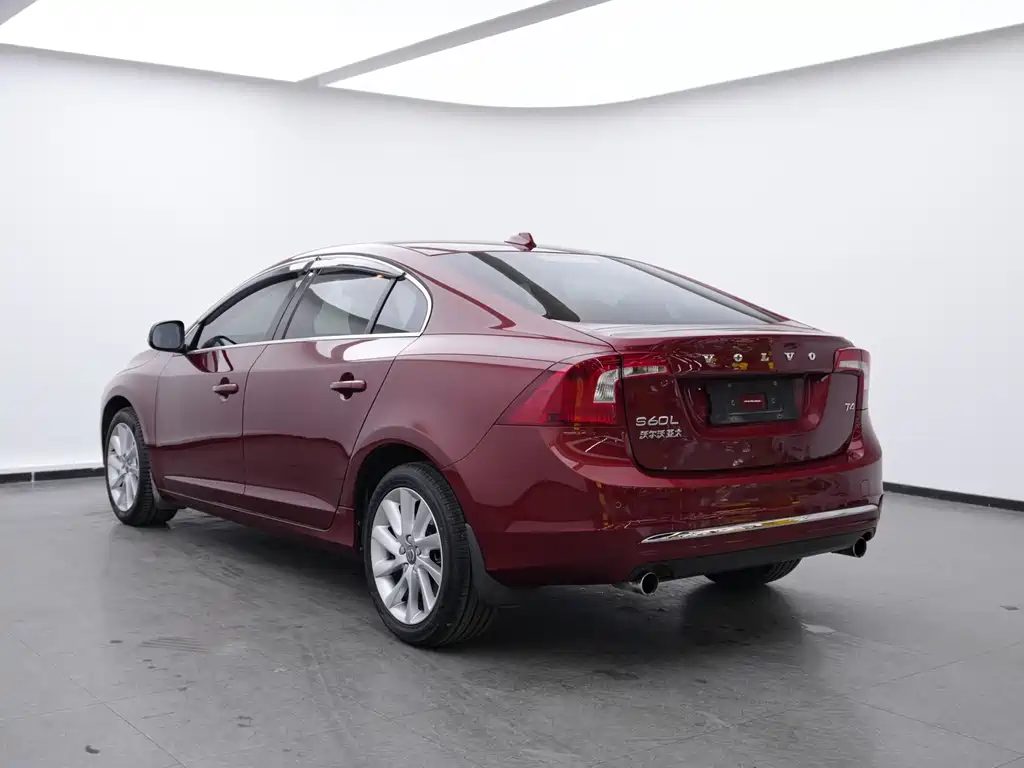 Volvo S60 2016 — фото 6