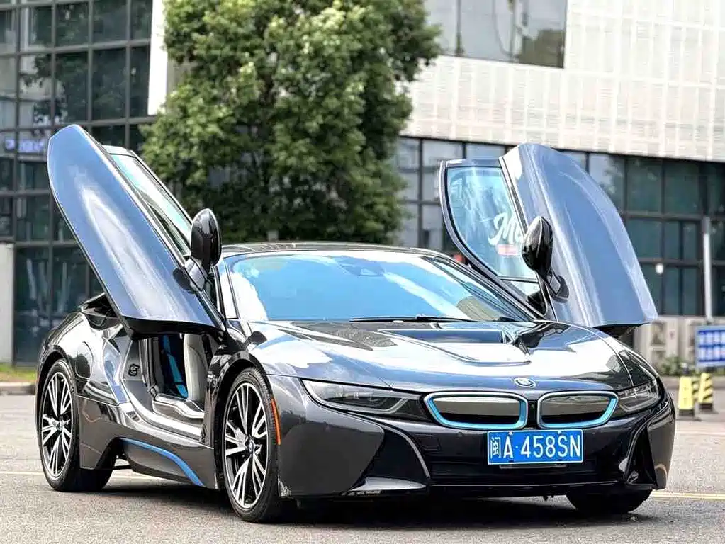 BMW i8 2015 — фото 3