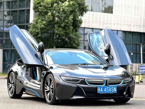 BMW i8 2015