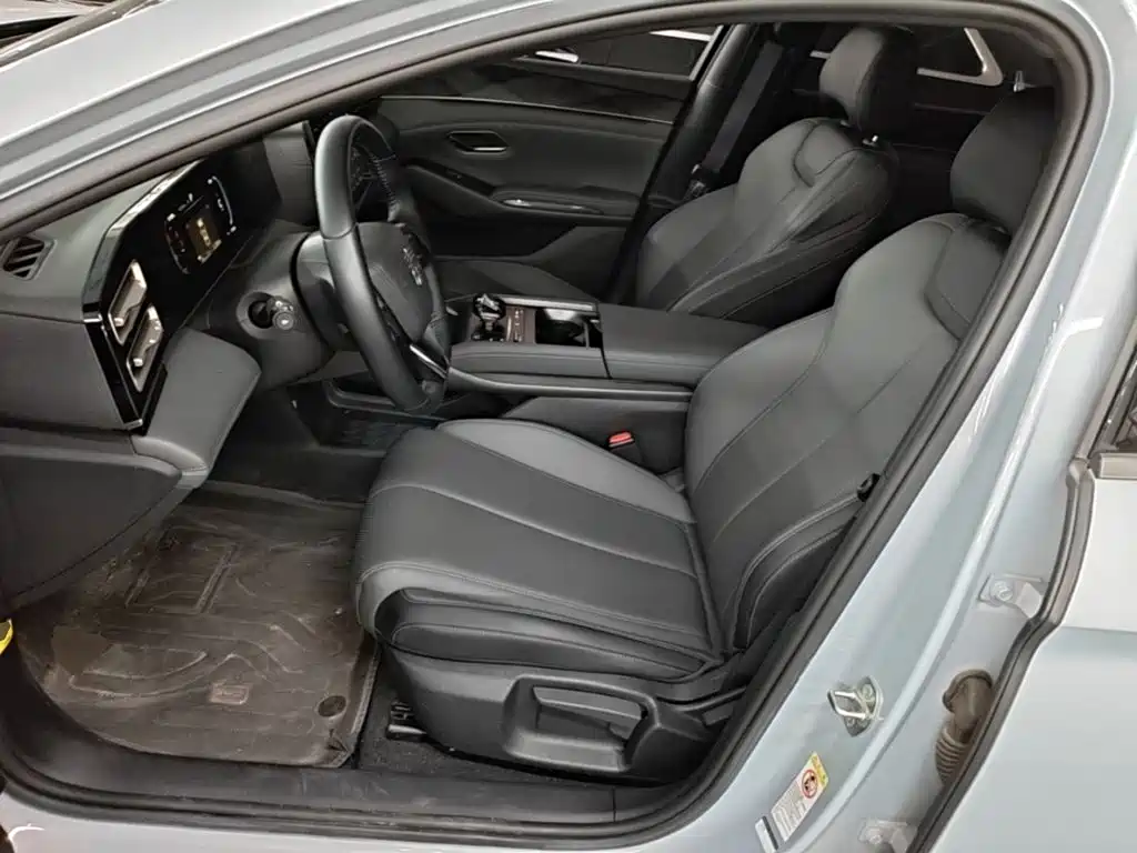 BYD Qin L 2025 — фото 15