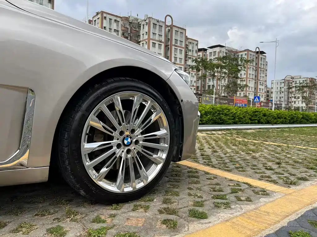 BMW 7 Series 2014 — фото 19