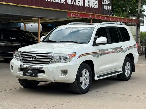 Toyota Land Cruiser 2015