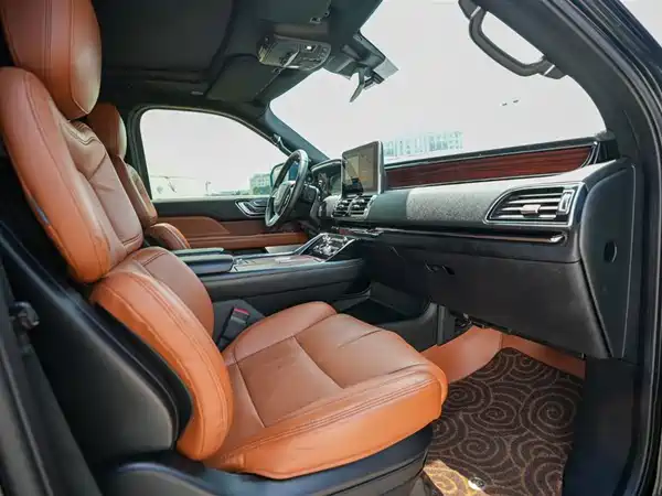 Lincoln Navigator 2020