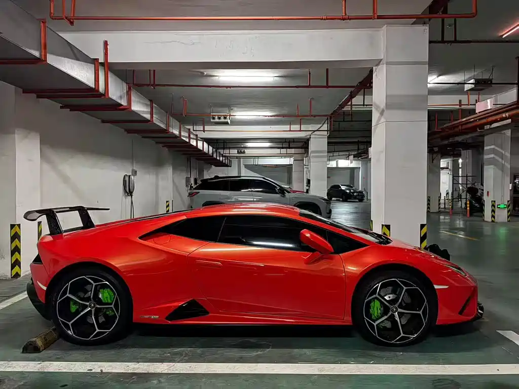 Lamborghini Huracán 2022 — фото 8