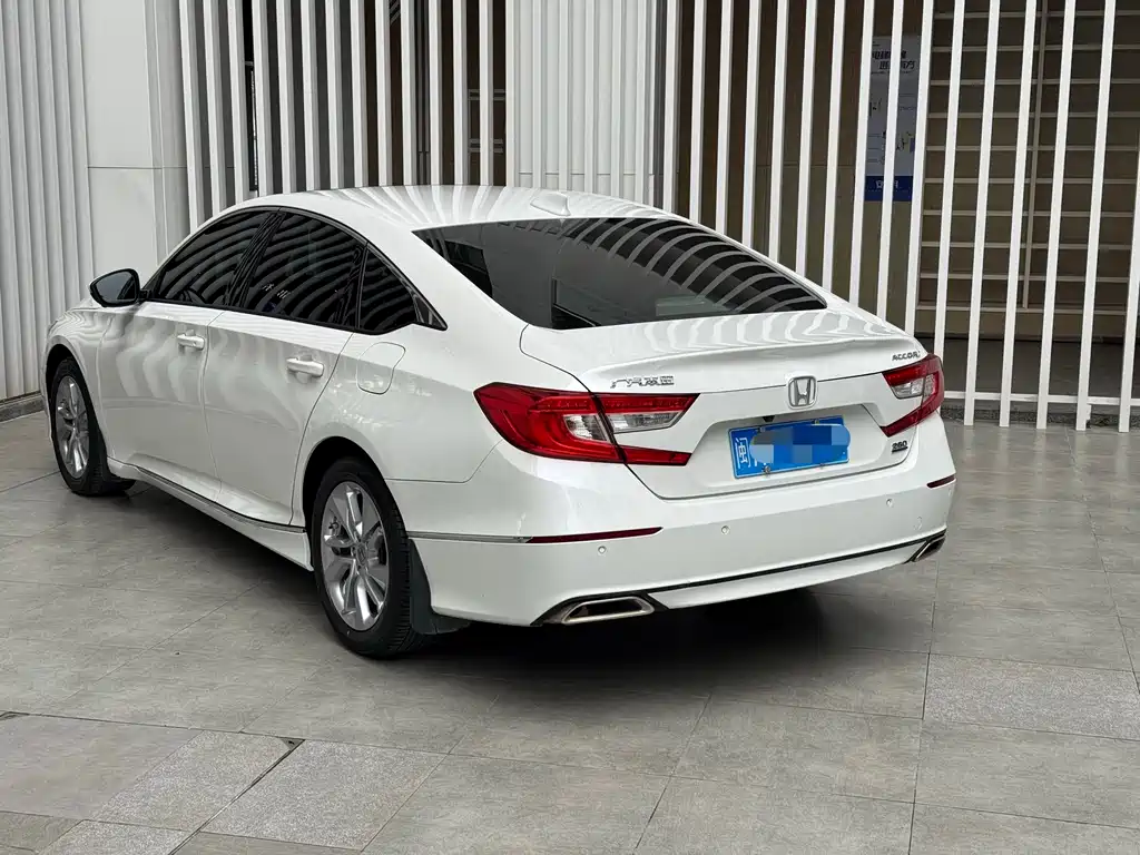 Honda Accord 2021 — фото 9
