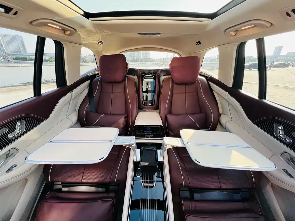 Mercedes-Benz GLS 2023 — фото 9