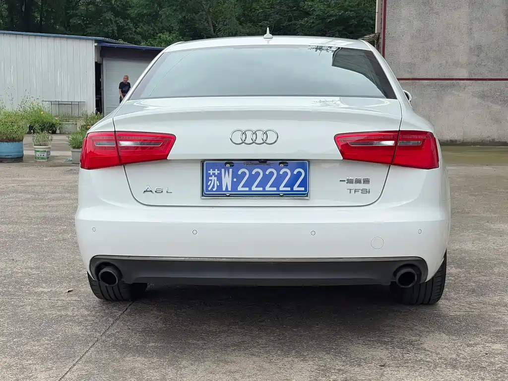 Audi A6L 2015 — фото 16
