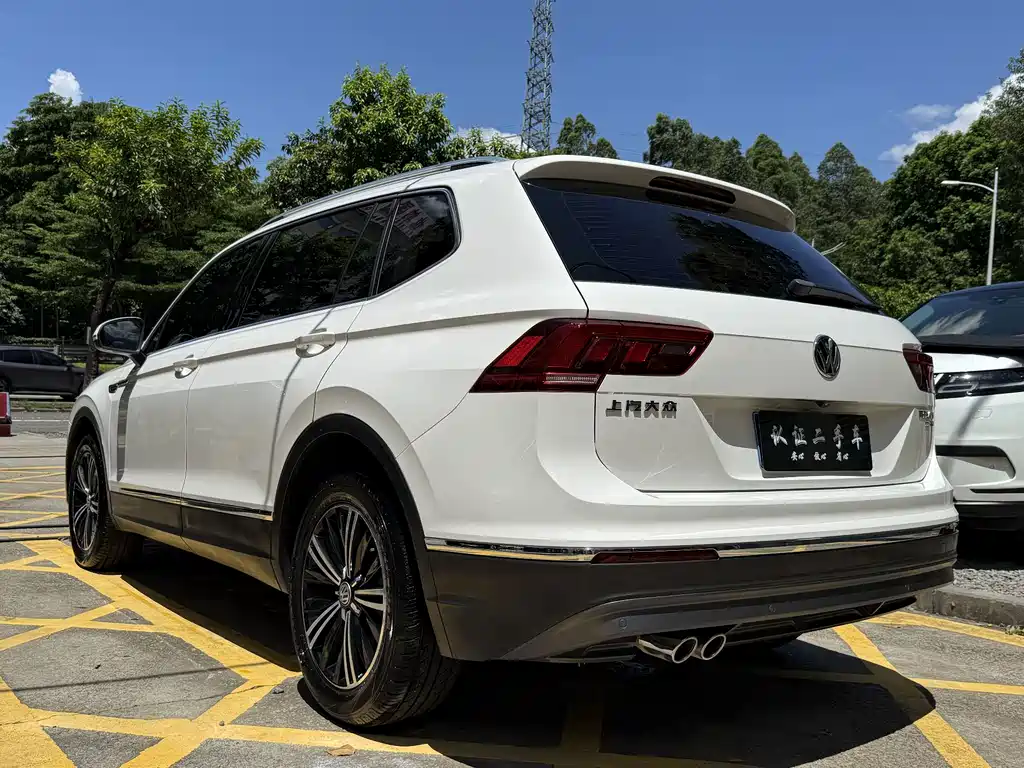 Volkswagen Tiguan L 2020