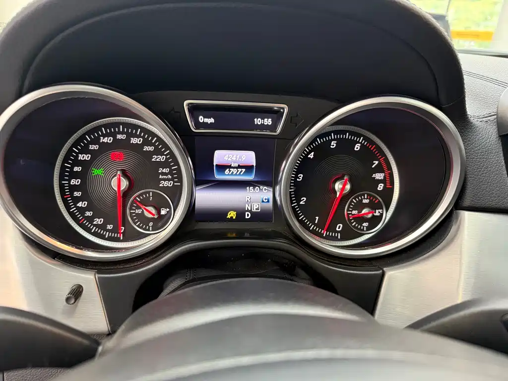 Mercedes-Benz GLE Coupe 2017 — фото 13