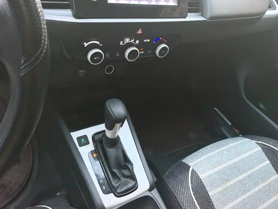 Honda Fit 2022 — фото 16