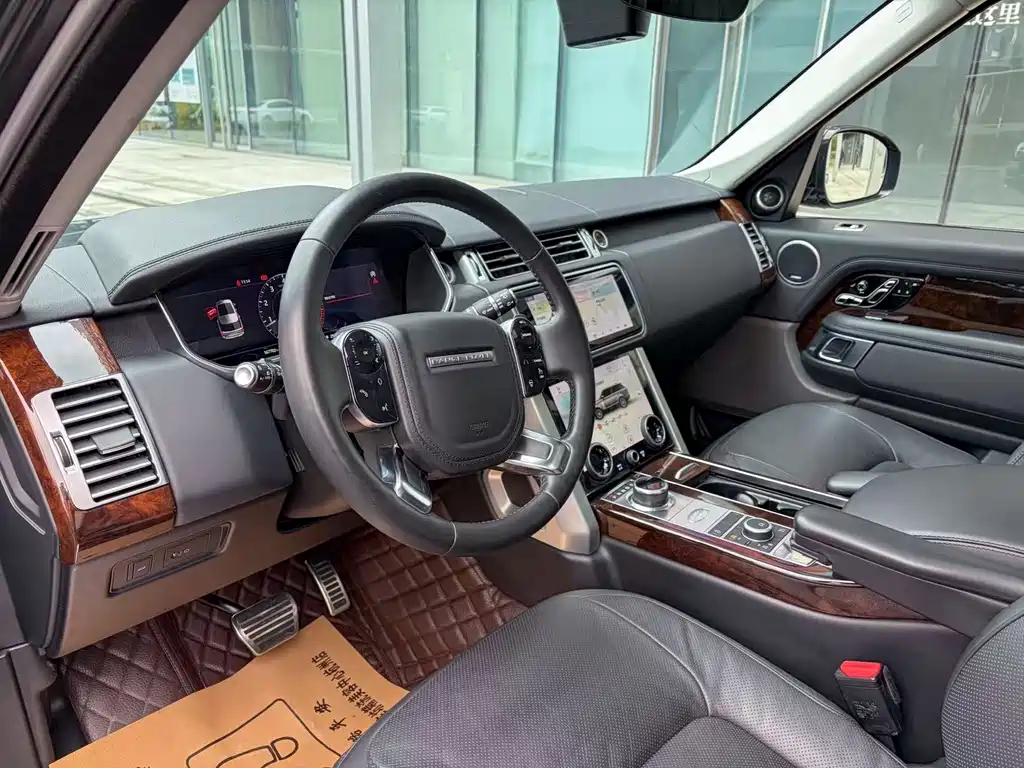 Land Rover Range Rover 2020 — фото 9