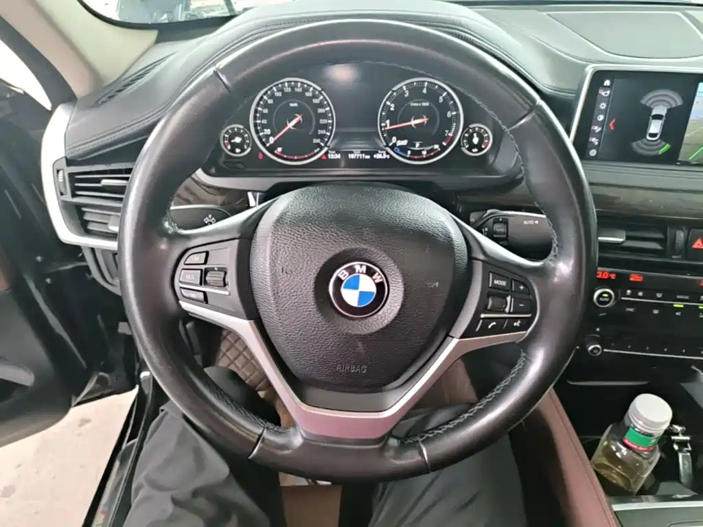 BMW X6 2018 — фото 11