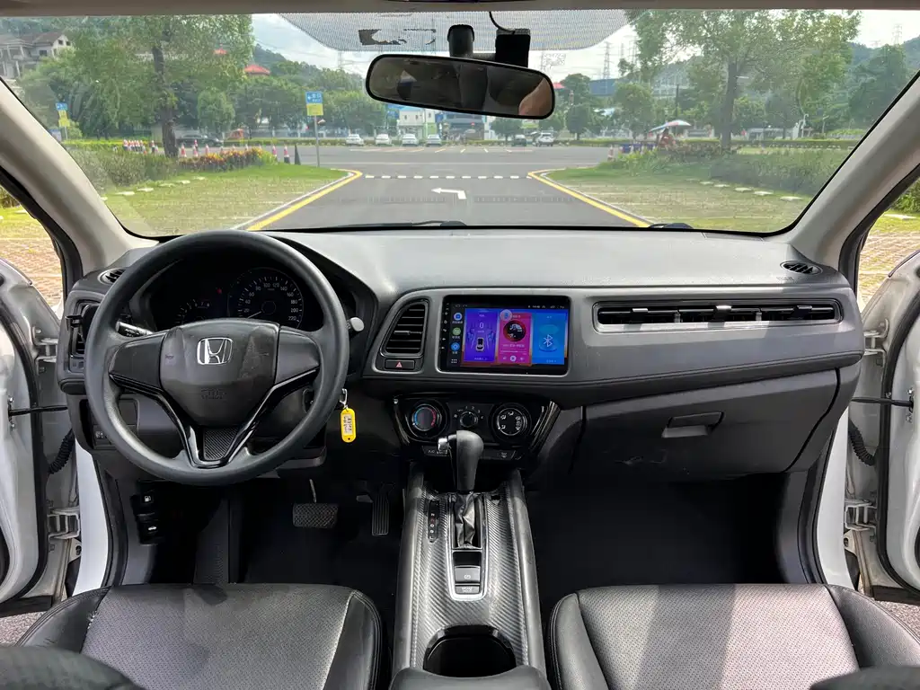 Honda Vezel 2022 — фото 9
