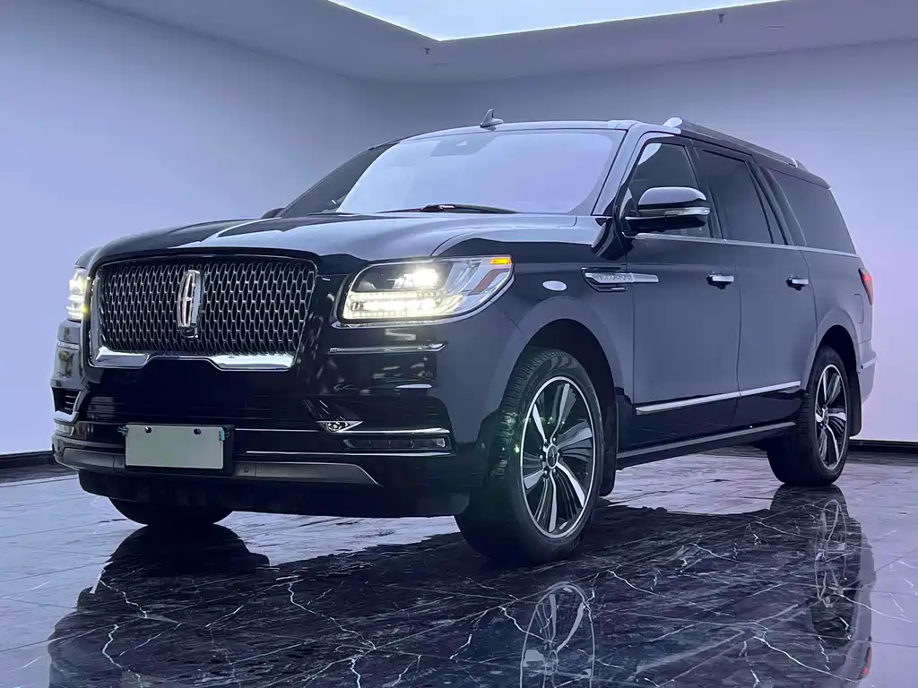 Lincoln Navigator 2019 — фото 1