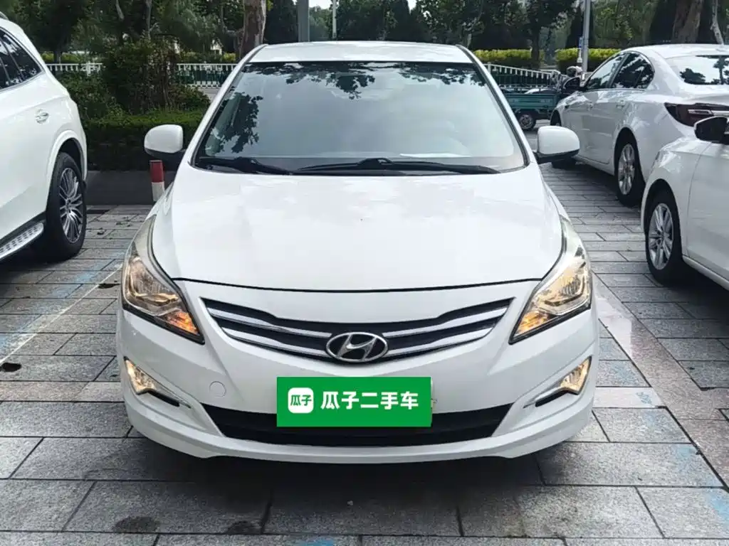 Hyundai Accent 2016 — фото 3