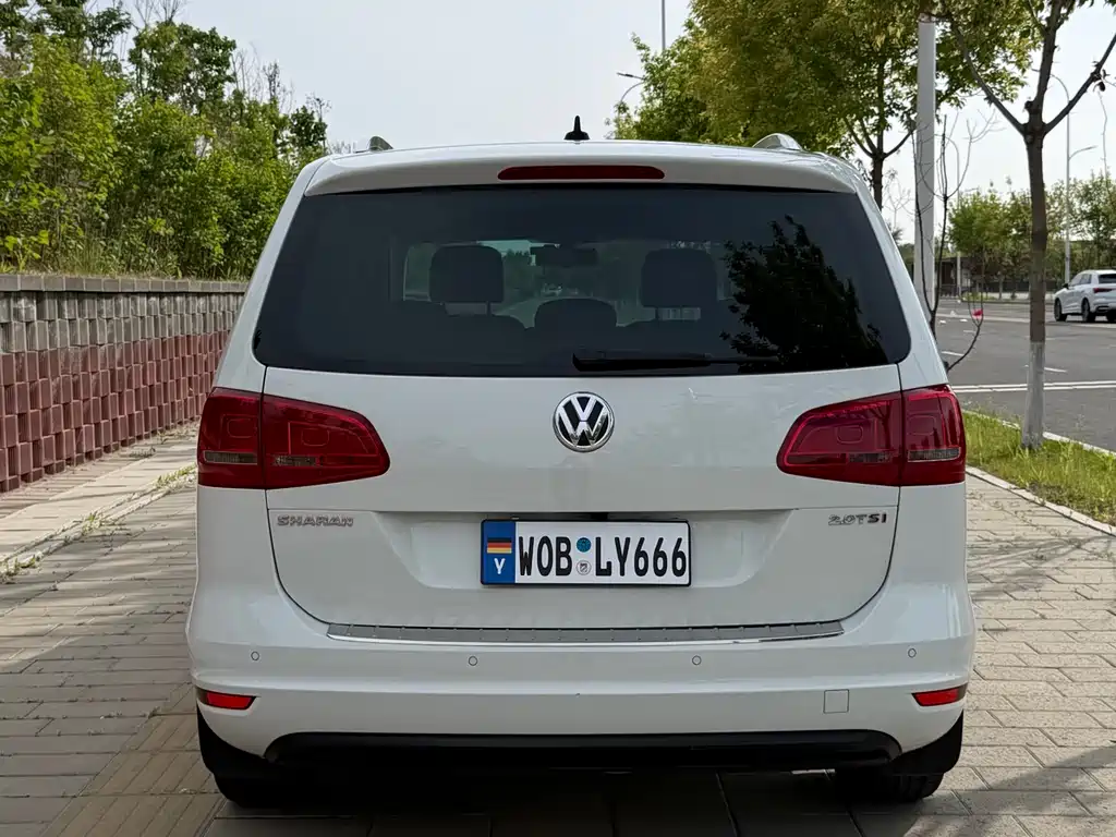 Volkswagen Sharan 2016 — фото 5