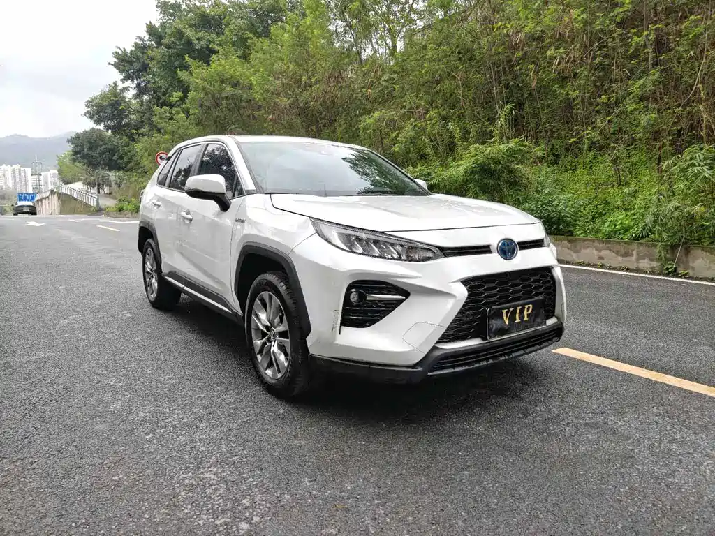 Toyota Wildlander 2021 — фото 3