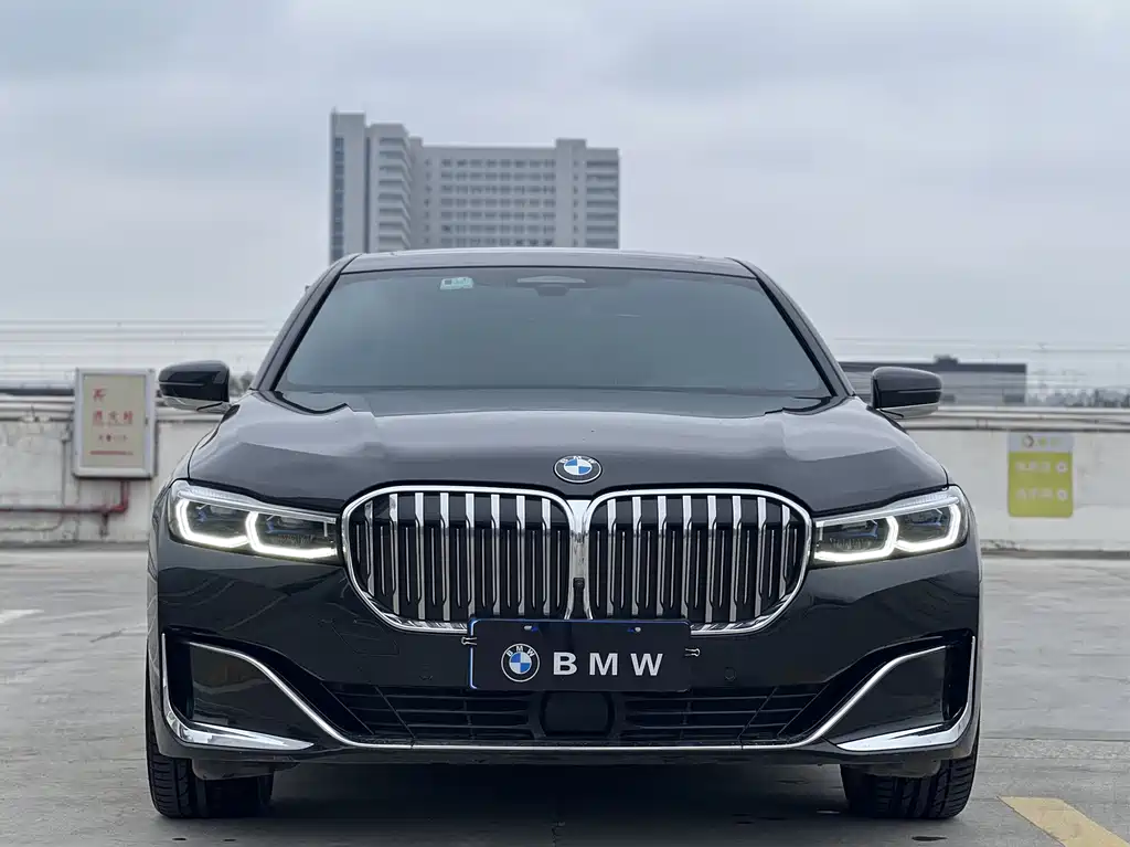 BMW 7 Series 2022 — фото 2