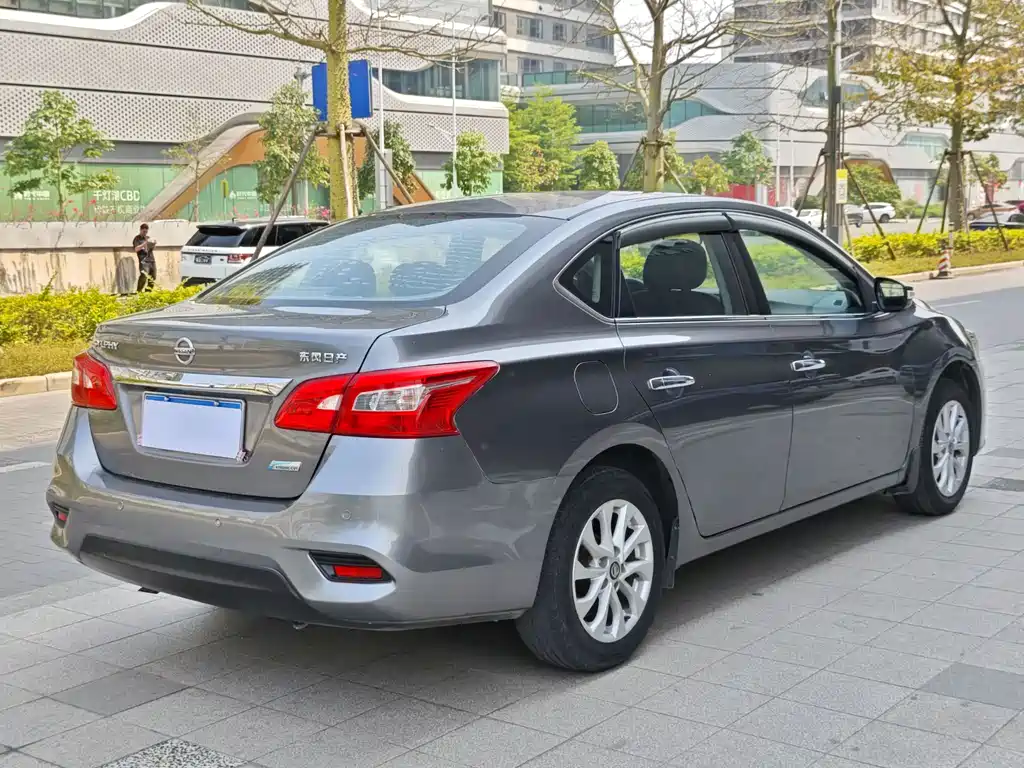 Nissan Sylphy 2018 — фото 19