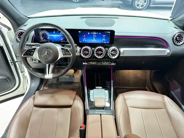 Mercedes-Benz GLB 2024