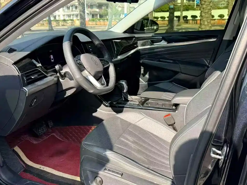 Volkswagen Passat 2024