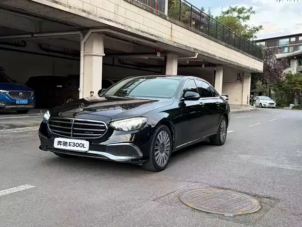 Mercedes-Benz E-Class 2021