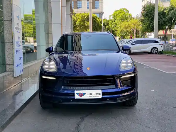 Porsche Macan 2022