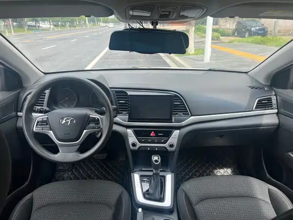 Hyundai Celesta 2017