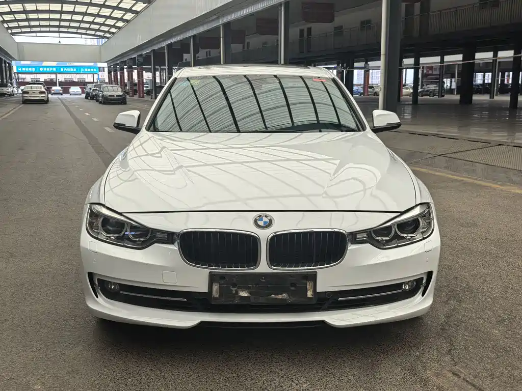 BMW 3 Series 2015 — фото 2