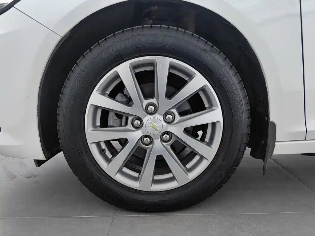 Chevrolet Malibu 2017 — фото 17