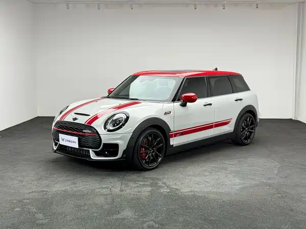 MINI JCW CLUBMAN 2022