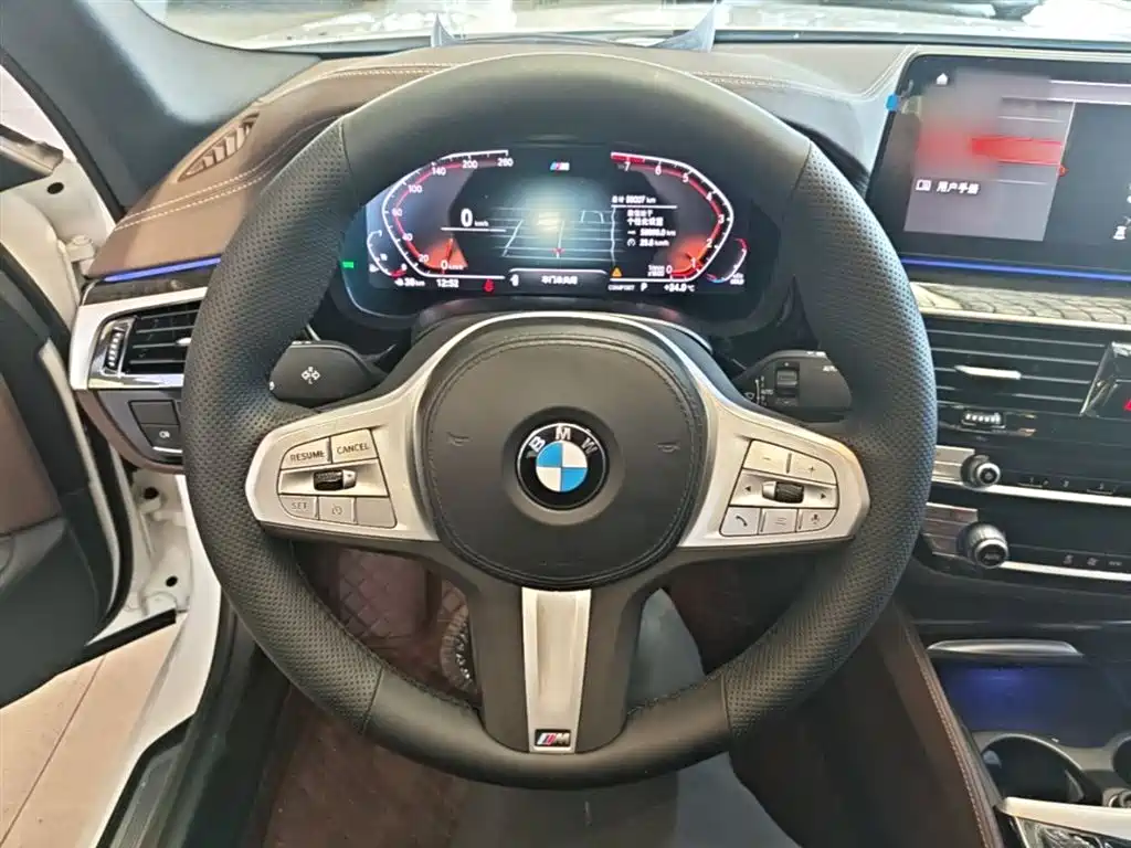 BMW 5 Series 2023 — фото 11