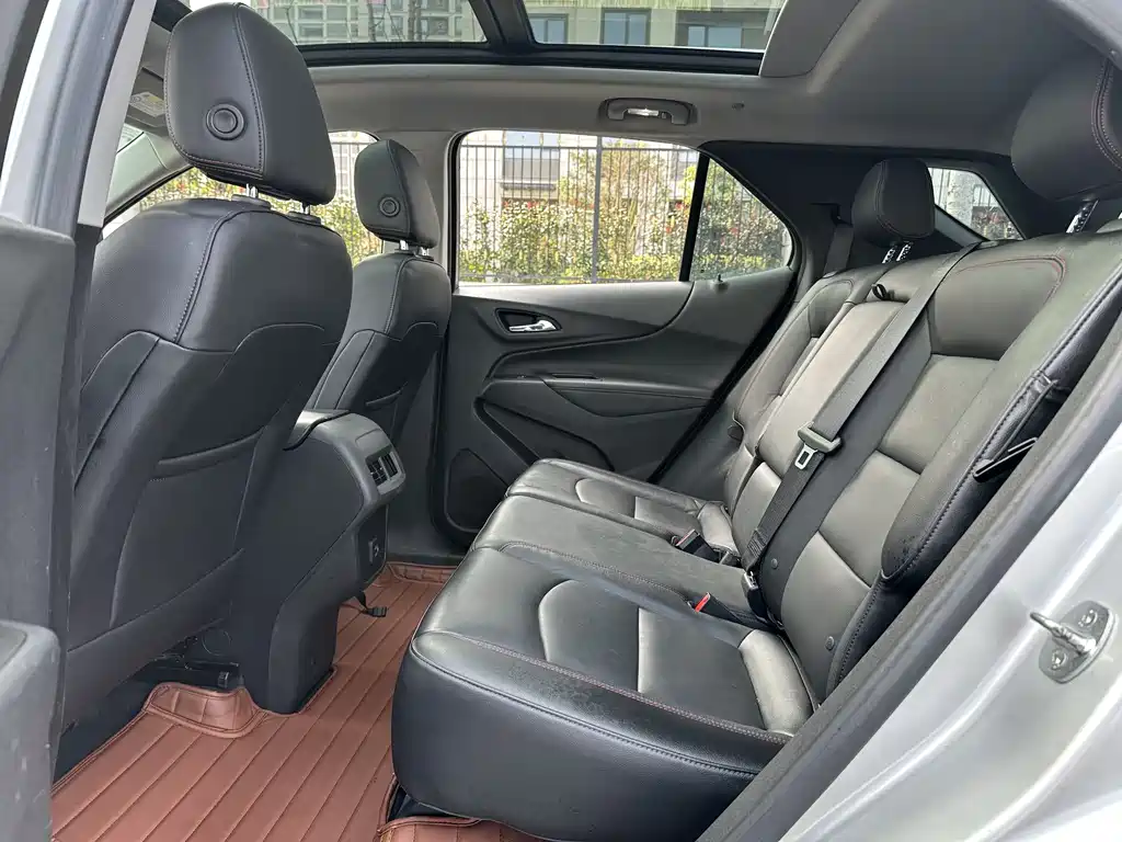 Chevrolet Equinox 2020 — фото 15