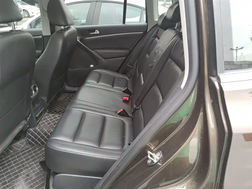 Volkswagen Tiguan 2015 — фото 17