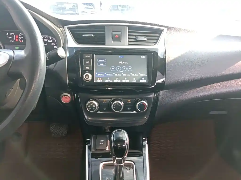 Nissan Sylphy 2017 — фото 13