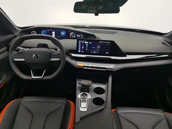 Changan UNI-V 2024