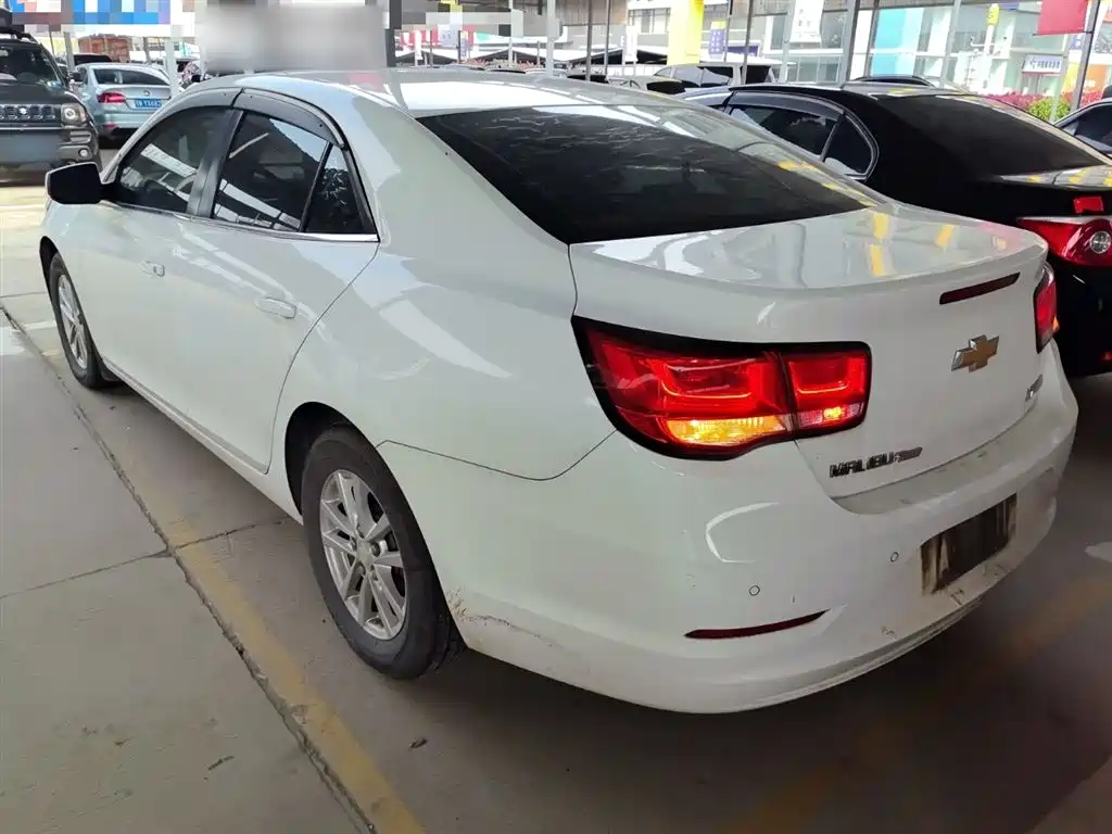 Chevrolet Malibu 2016 — фото 23
